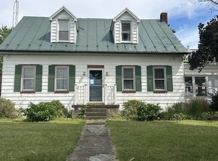 12200 Leetown Rd, Kearneysville, WV 25430