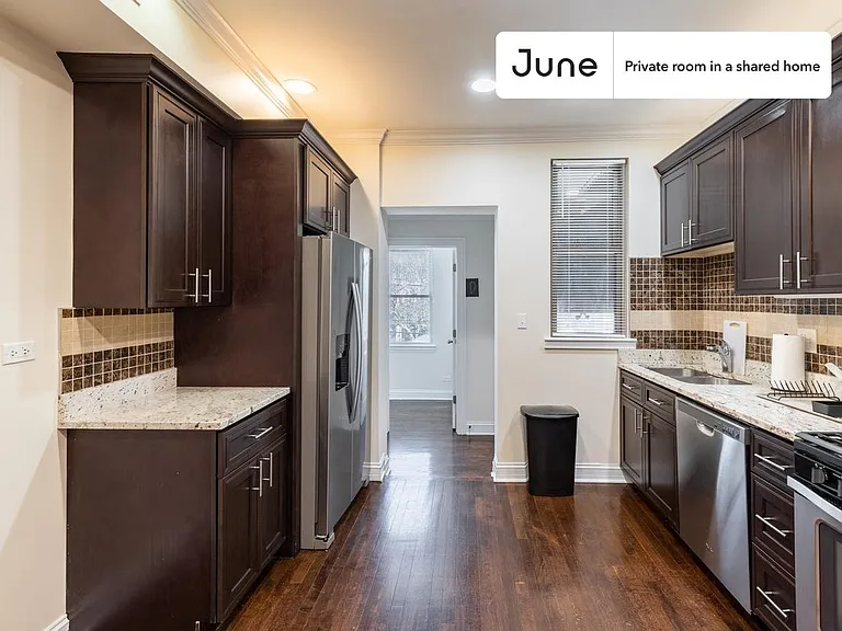 3743 N Albany Ave #A — Photo 10