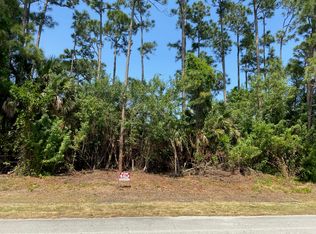 335 NE Surfside Ave, Port Saint Lucie, FL 34983