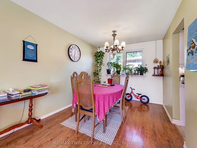 510 Edenbrook Pl — Photo 5