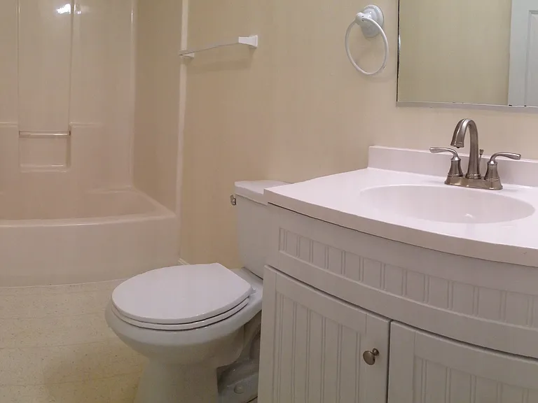 13 Alden St #A — Photo 7