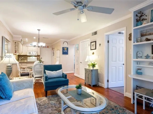 45 Folly Field Rd APT 19K, Hilton Head Island, SC 29928