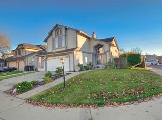 1200 Chablis Cir, Roseville, CA 95747