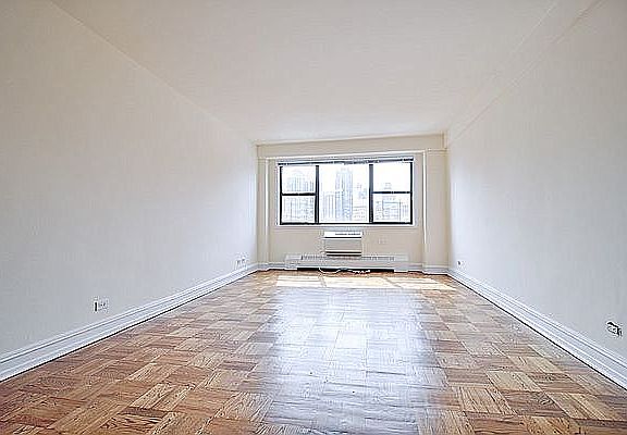 5th image of 420 E 79th St APT 16D