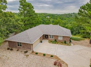 51 McKenzie Dr, Bella Vista, AR 72715