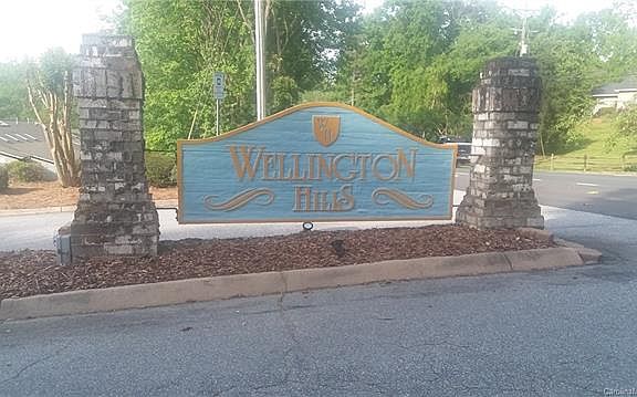 3rd image of 1304 Wellington Hills Cir
