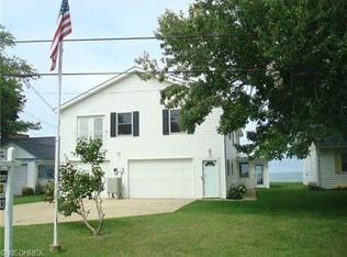 7729 Lake Shore Blvd, Madison, OH 44057
