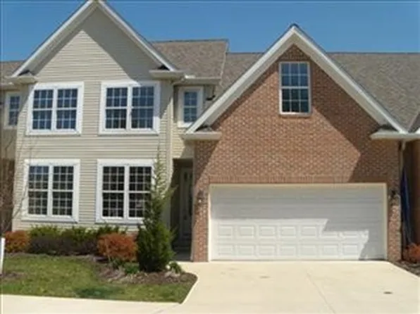 3463 Briar Ridge Ct #4, Westlake, OH 44145