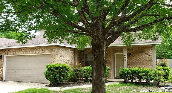 2nd image of 1602 Canyon Parke Dr