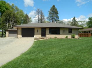 3716 Florida Dr, Rockford, IL