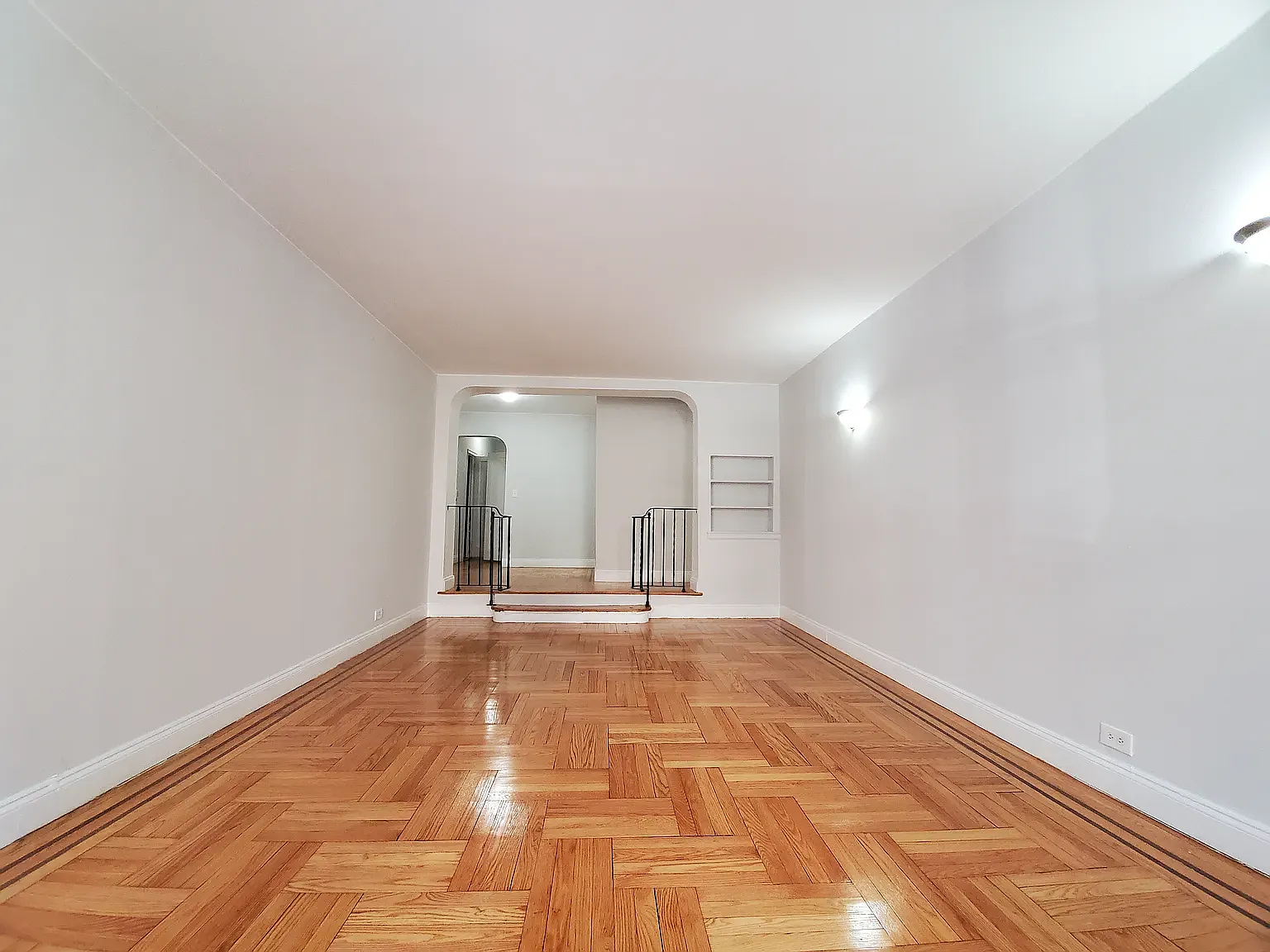 182 Bennett Avenue — Photo 1