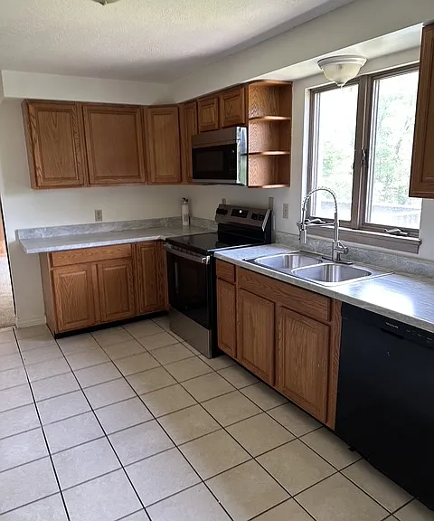 2215 Ramsey Rd — Photo 2