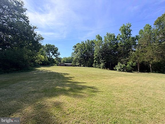 5th image of 6023 Massaponax Church Rd