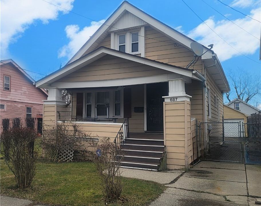 1st image of 687 Norfolk Ave