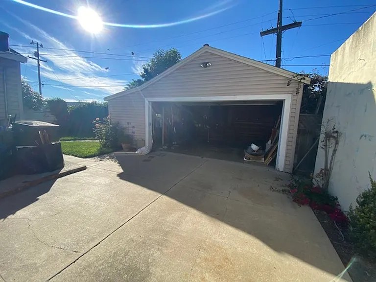 32 Alameda Ave — Photo 20