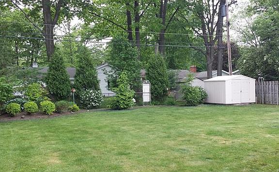 5th image of 3109 Pine Grove Ave