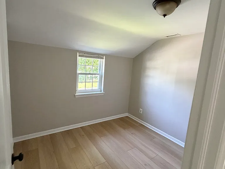 116 Redford Rd — Photo 19