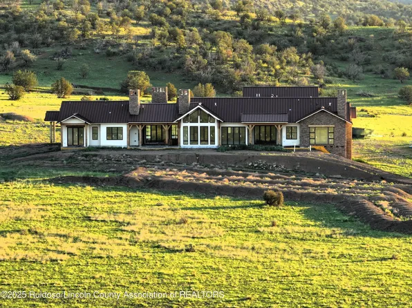 398 Pine Lodge Rd, Capitan, NM 88316