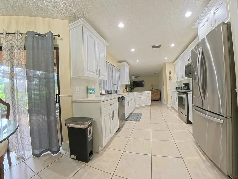 13484 Jonquil Ct — Photo 18