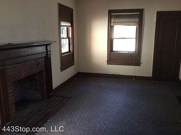 3rd image of 401 S William St