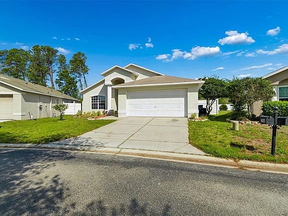 4th image of 7904 Floradora Dr