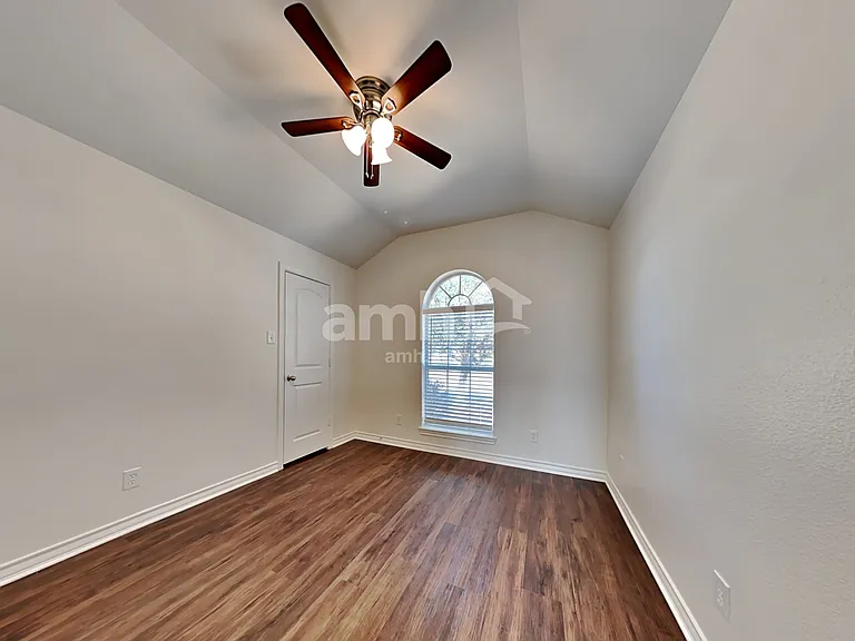 908 Mesa Vista Dr — Photo 15