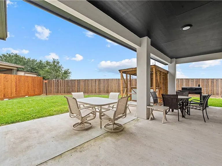 3302 Hadi Dr — Photo 19