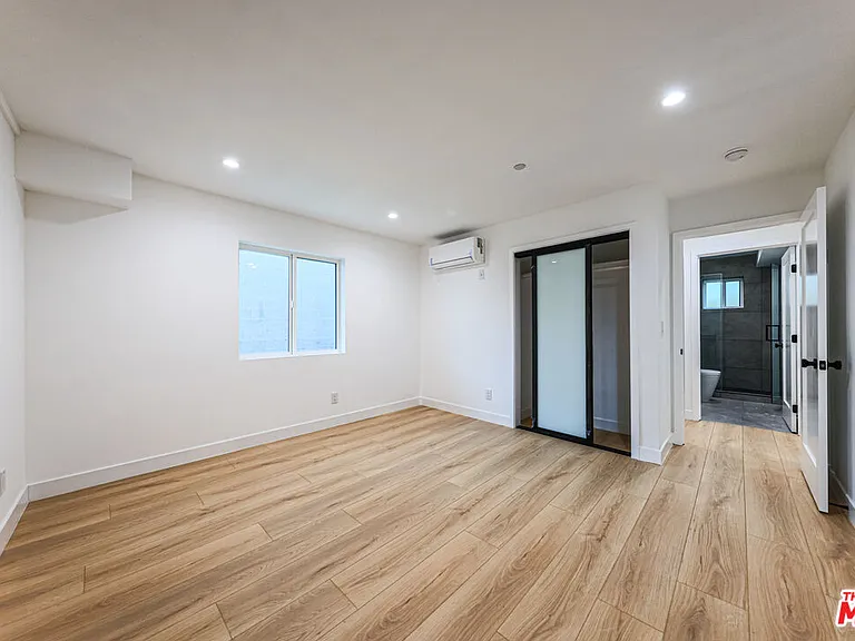 1525 S Carmelina Ave #1527-1/2 — Photo 13