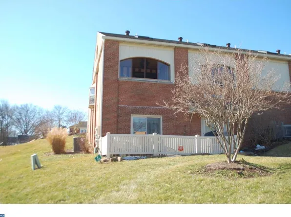 1380 Birch Ln, Wilmington, DE 19809