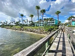 13513 S Indian River Dr #605 — Photo 1