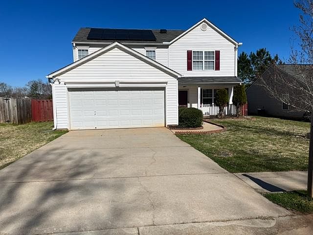 1st image of 124 Crescent Creek Ct
