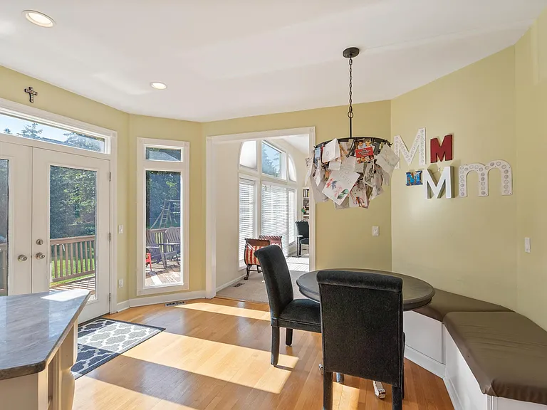 17733 Rolling Woods Cir — Photo 5
