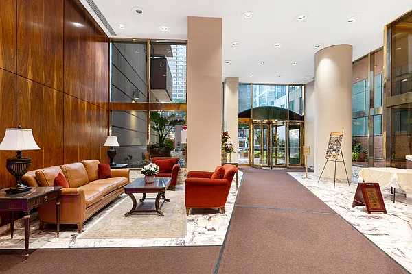 Rented by Compass | media 7