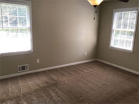 5th image of 861 White Stag Ln