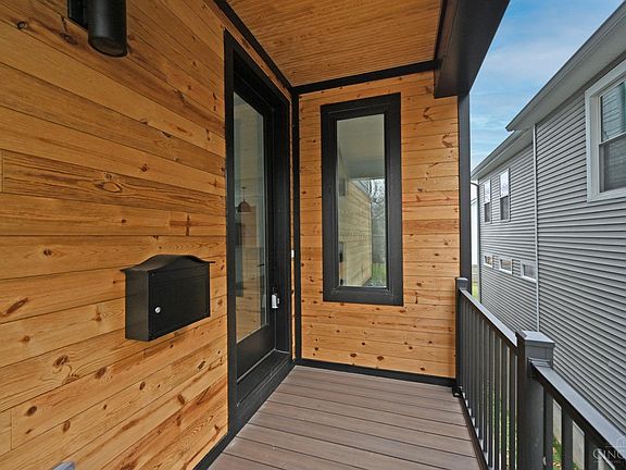 4th image of 3706 Hyde Park Ave