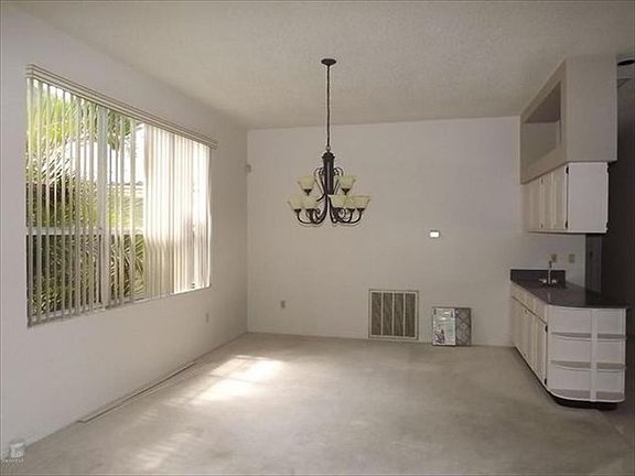 4th image of 1325 N Tropical Trl