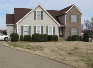 145 Erin Ln, West Paducah, KY 42086