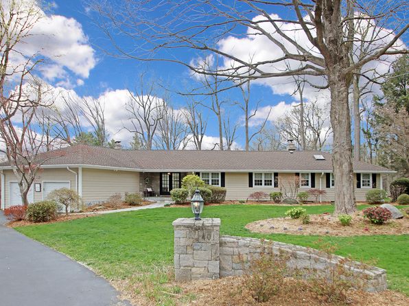 401 Hilltop Rd, Orange, CT 06477