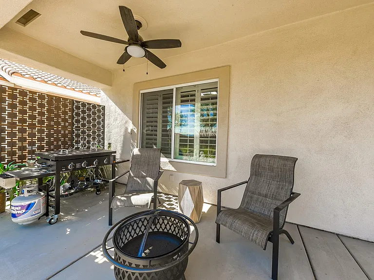 39676 Somerset Ave — Photo 12