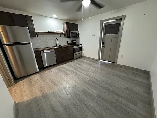 534 Lee St Photo 1