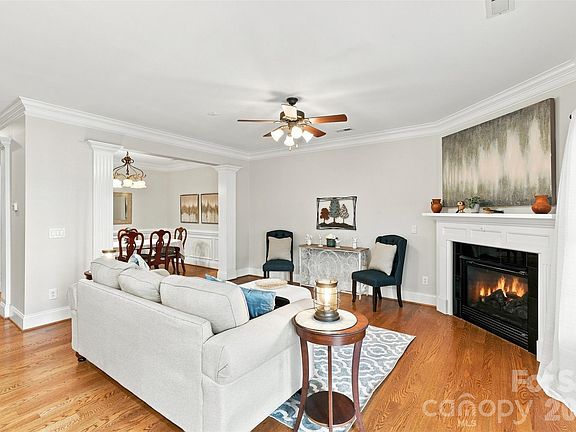 2nd image of 804 Talking Stick Ln