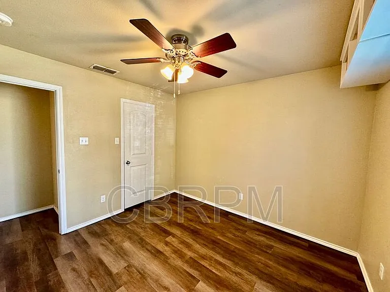 5207 Harvard St — Photo 20