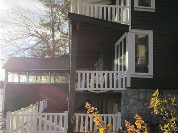 3rd image of 373 Kasson Dr