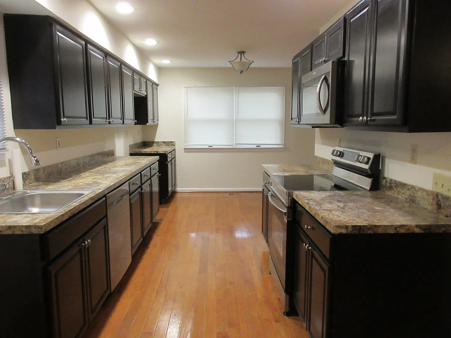 7661 Cedar Drive — Photo 2
