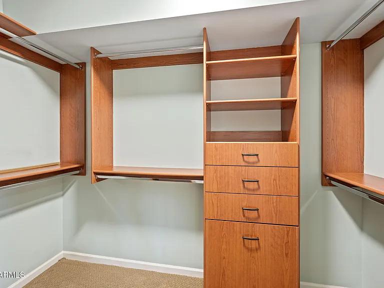 2054 E Rancho Dr — Photo 37