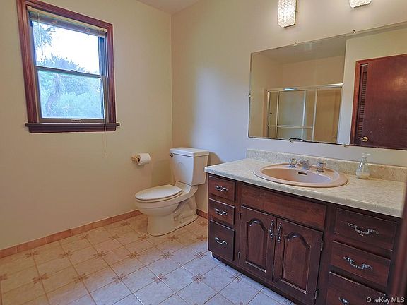 5th image of 25 Georges Road