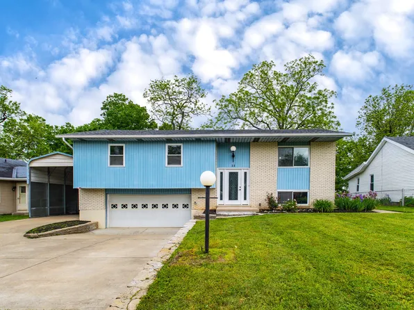 11 Veterans Dr, Highland Heights, KY 41076