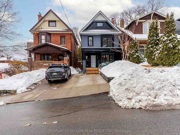 2nd image of 208 Gainsborough Rd