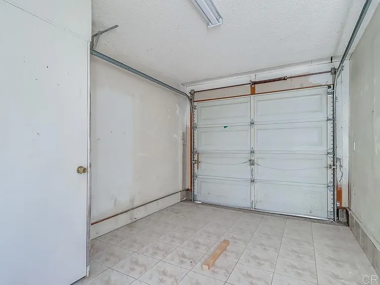 756 Madison Ave #B — Photo 35