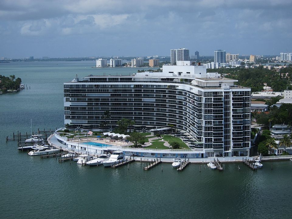 1st image of 900 Bay Dr APT 1025